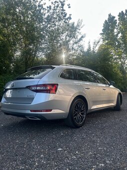 Skoda superb 3 combi 2 TDi 110 kW dsg - 5