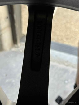 AEZ Straight dark 8.50 x 19 - 5