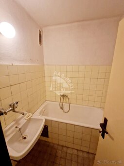 EXKLUZÍVNE na predaj veľký 3-izbový byt na Uhlisku - 5