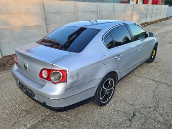 Volkswagen Passat - 5