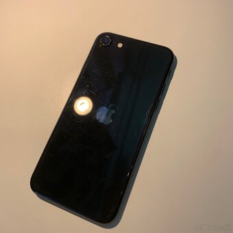 iPhone SE 2020 64GB - 5