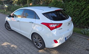Hyundai i30 1,6 GDI, AT7, 99 kw, benzín - 5