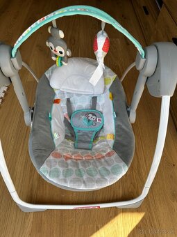 BRIGHT STARTS Hojdačka s melódiou - 5