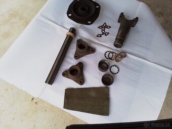 Predám kardanové kríže na PV3S - 5