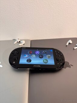 PlayStation Vita - 5