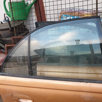 Dvere na opel omega - 5