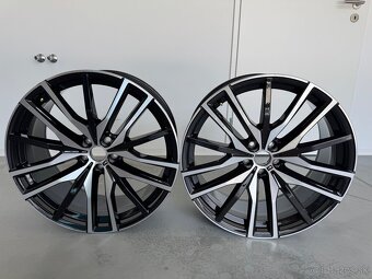 Predám originálnu sadu nových 22” diskov z BMW X5 G06 - 5