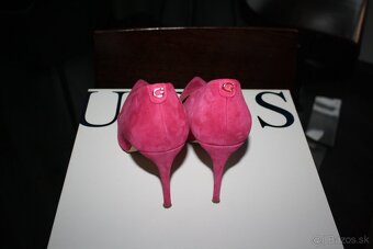 GUESS krasne magentovo-ruzove lodicky - 5