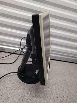 Monitor NEC LCD Monitor LCD 2070NX - 5