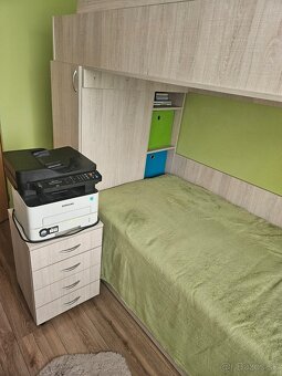 Predám detskú poschodovú posteľ + stôl + šuflíky - 5