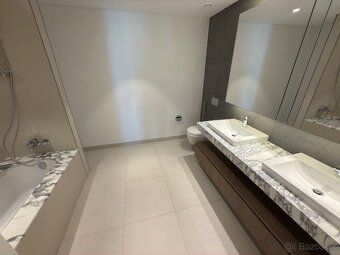 Luxusný apartmán s výhľadom na vodu a park – Dubai Creek Har - 5
