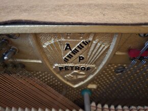 Piano Petrof - 5