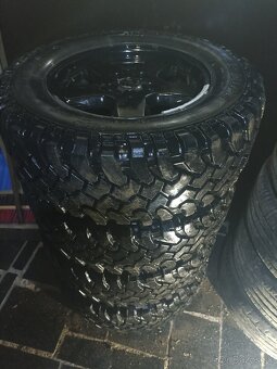 Predám kolesá Jeep cherokee 5x114,3 - 5