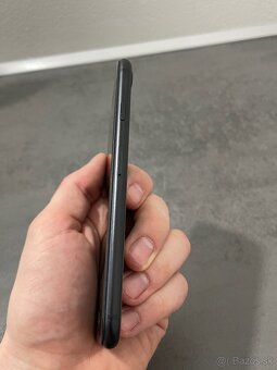 iPhone SE2020 - 5