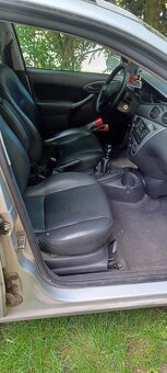 Ford Focus Mk1 combi - 5