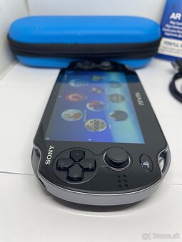 PS Vita Wi-Fi (PCH-1004) OLED - 5