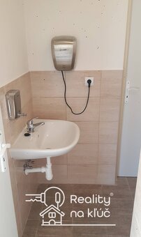 Na prenájom spevnená plocha 660m² v Nových Zámkoch - 5