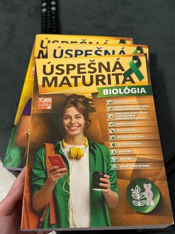 Úspešná maturita knihy chémia a biológia - 5