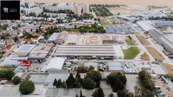 Moderný a Komerčný areál na predaj - možnosť rozdeliť na čas - 5