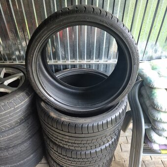 Predám pneu R22 295/30 Hankook zimne - 5
