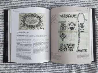 R Cave / S Ayadová -  Knihy - 5