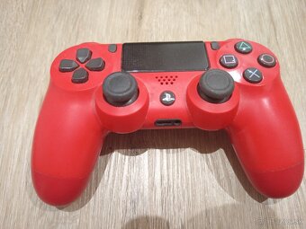 Play station 4 pro - 5