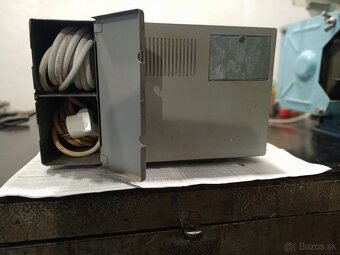 Predám stabilizovaný oddeľovací zdroj napätia - 5