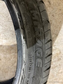 225/40 R18 - 5