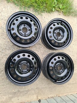 Plechove disky ford r15 - 5