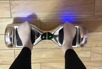 Strieborny hoverboard/seagway - 5