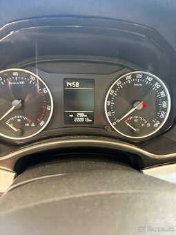 Predám škoda Octavia 2 facelift 1,6mpi - 5