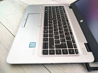 notebook HP 840 G3 - Core i5-6300u, 16GB, 256GB SSD, W10 - 5