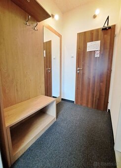 Prenájom kanc. (26 m2) s balkónom, Seberíniho, Ružinov - 5