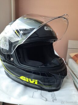 Prilba Givi - 5