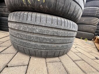285/40 R21 Pirelli - 5