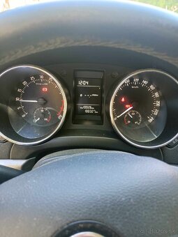 Škoda Yeti 2.0 TDI, 4 x 4, manual, 6 rychl. - 5