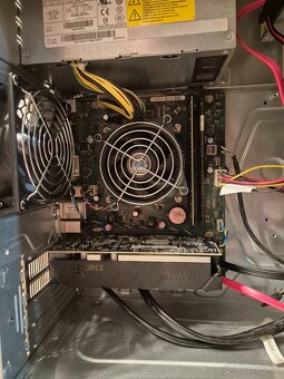 Fujitsu Esprimo P410 E85+ - 5