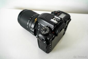 NIKON D7500 + AF-S DX Nikkor 18-140mm ED VR - 5