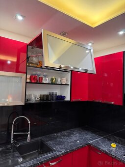 Kuchynská linka s príslušenstvom a kvalitných materiálov - 5