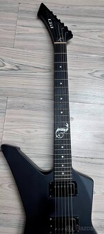 ESP LTD Snakebyte LH BLKS left hand - 5
