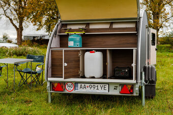 Obytný príves, malý karavan - 5