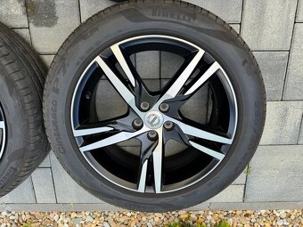 R19 alu Volvo XC40 235/50 Pirelli Cinturato P7 - 5