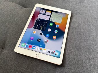 iPad Air 2, 16GB, cellular Gold - 5