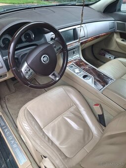 Jaguar XF 2,7 D r.v.2009 - 5