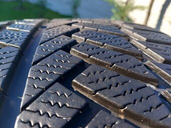 255/40 r19 zimné pneumatiky - 5