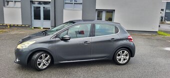 Peugeot 208 1.4 VTi -78000km- - 5