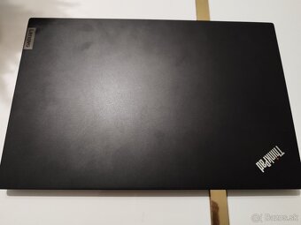 Lenovo ThinkPad E15 - 5
