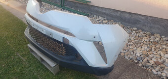 TOYOTA CH-R PREDNY NARAZNIK A BLATNIK - 5