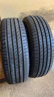 215/65 r17 Barum letne nove - 5