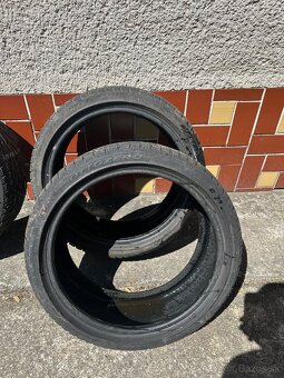 225/40 R18 - 5